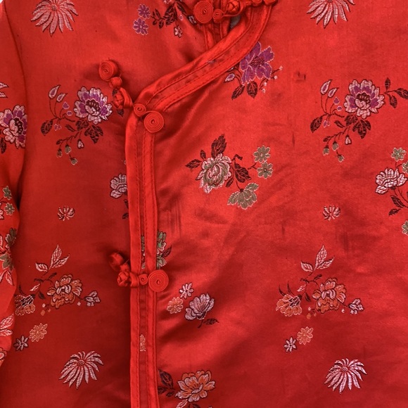 Girls Chinese Red Qipao Top - Picture 5 of 8